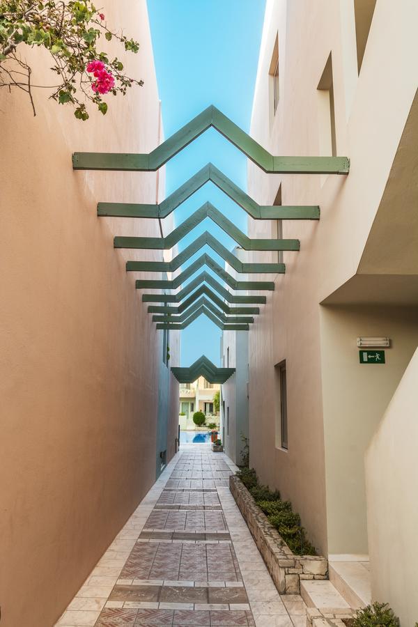 Lotus Hotel Apartments Kato Daratso Exteriér fotografie