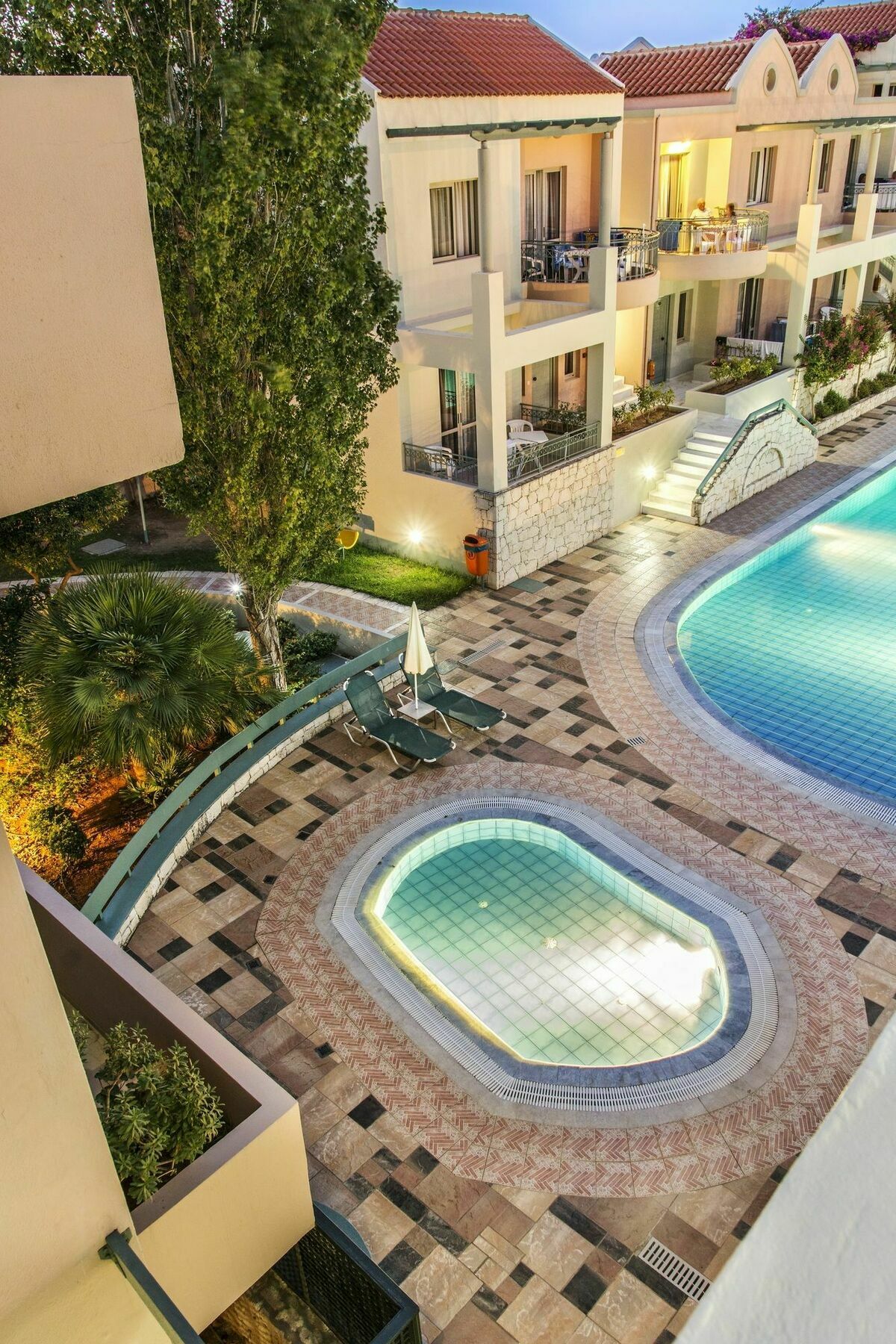 Lotus Hotel Apartments Kato Daratso Exteriér fotografie